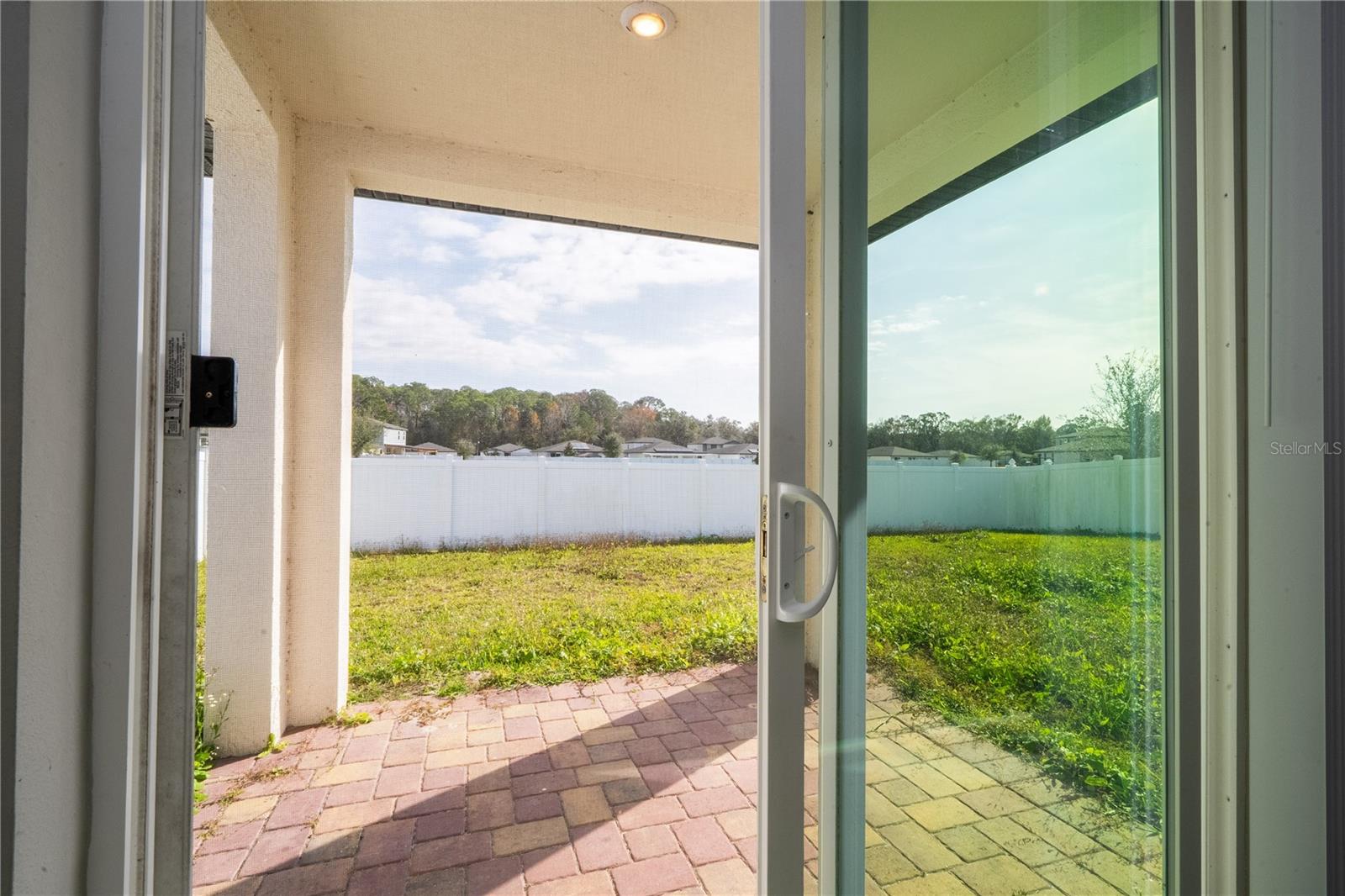 Image 20 of 94 For 632 Vista Villages Boulevard