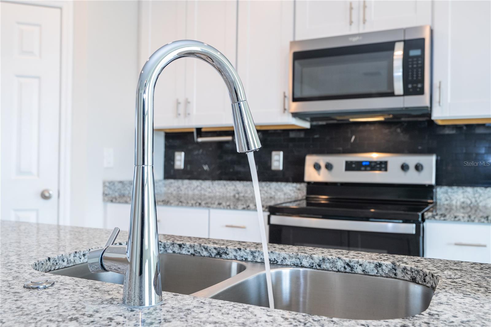 Image 23 of 94 For 632 Vista Villages Boulevard