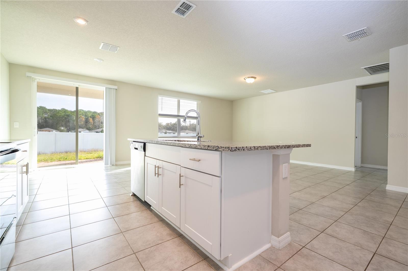 Image 24 of 94 For 632 Vista Villages Boulevard