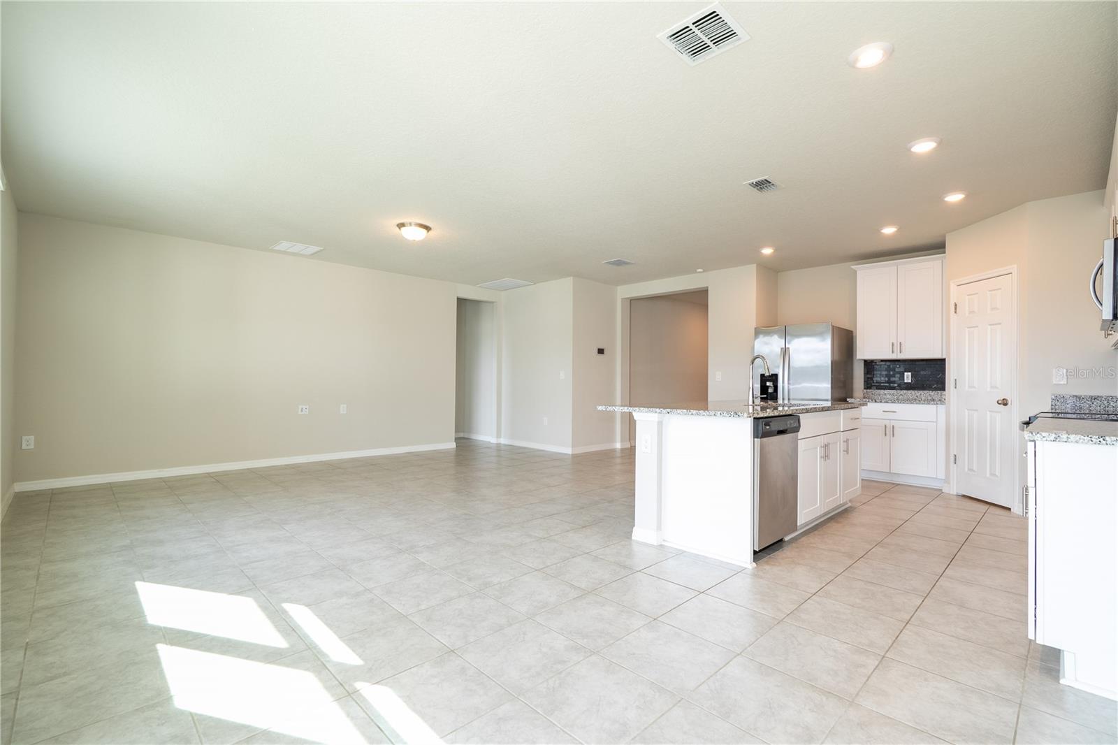 Image 30 of 94 For 632 Vista Villages Boulevard