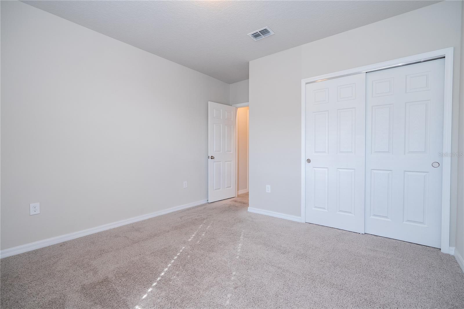 Image 42 of 94 For 632 Vista Villages Boulevard