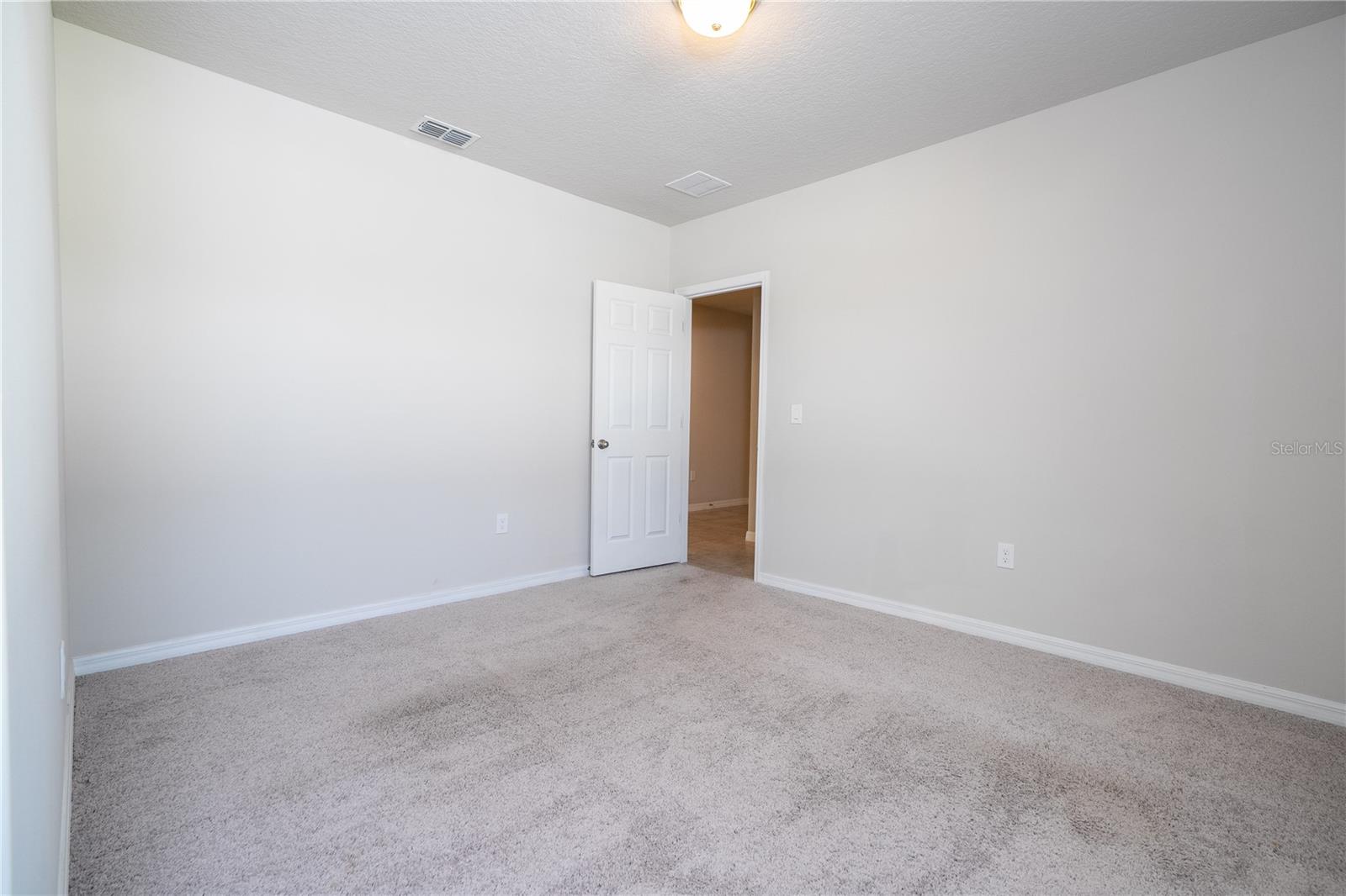 Image 52 of 94 For 632 Vista Villages Boulevard