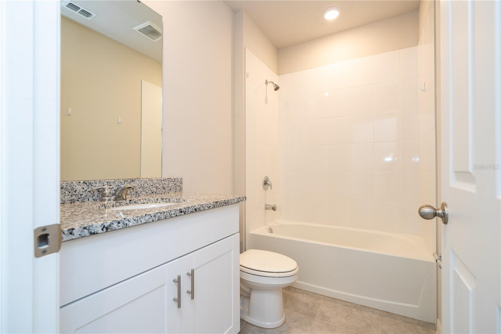 Image 9 of 94 For 632 Vista Villages Boulevard