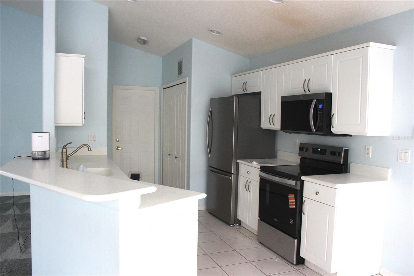 Image 14 of 49 For 15730 Autumn Glen Avenue