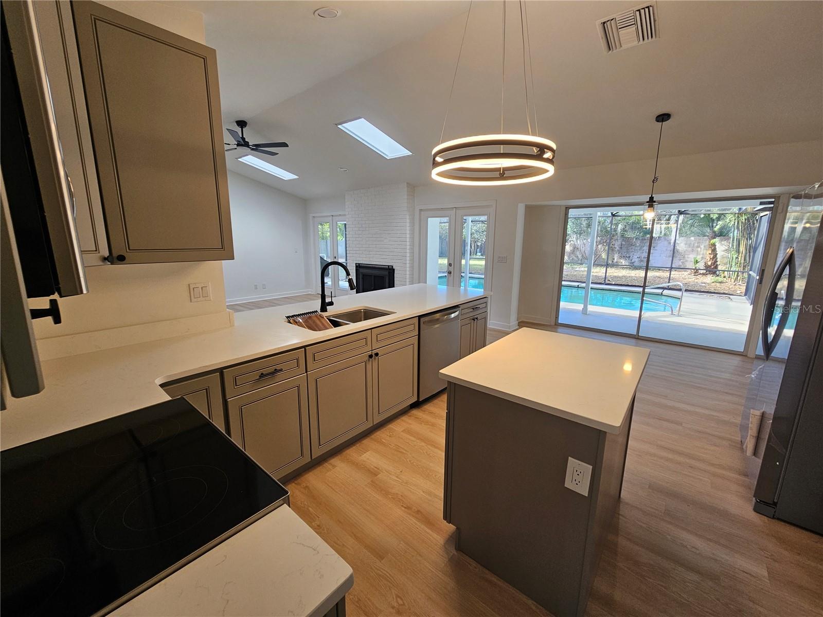 Image 10 of 20 For 149 Spring Chase Circle