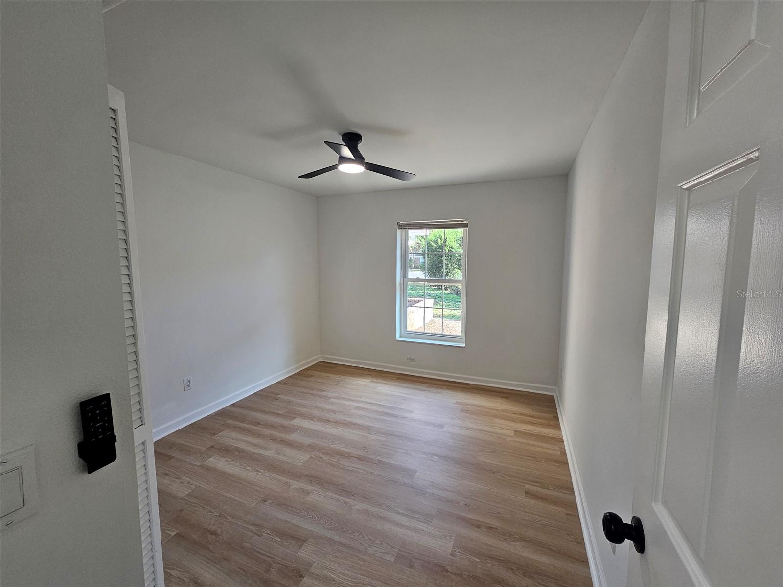 Image 18 of 20 For 149 Spring Chase Circle