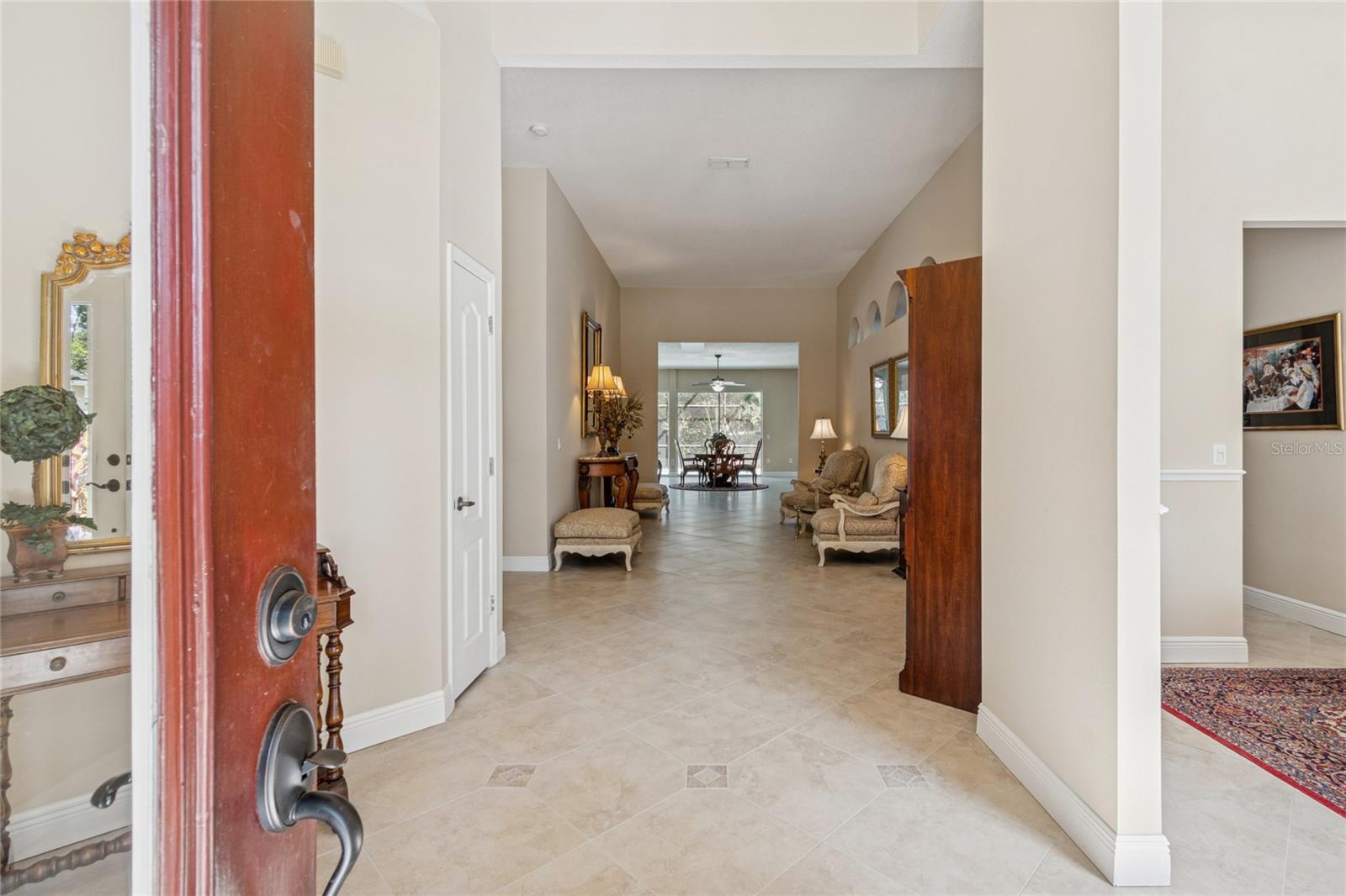 Image 12 of 97 For 569 Walden View Drive