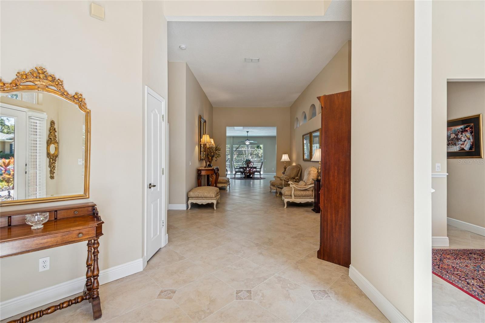 Image 13 of 97 For 569 Walden View Drive