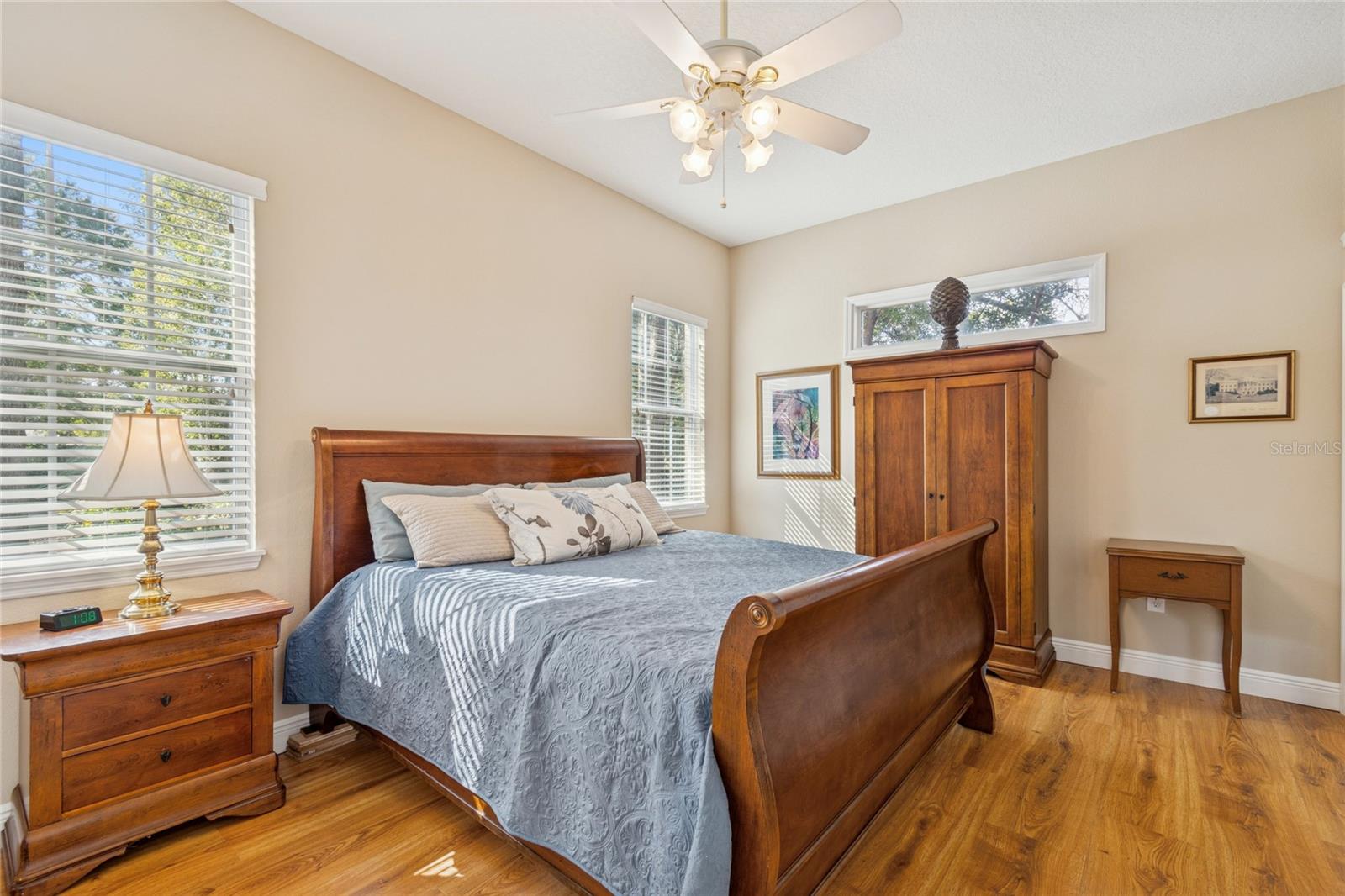 Image 61 of 97 For 569 Walden View Drive