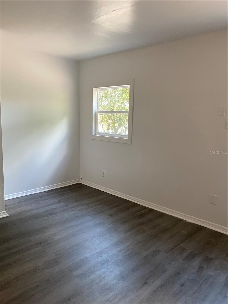 Image 7 of 11 For 50 Mileham Drive