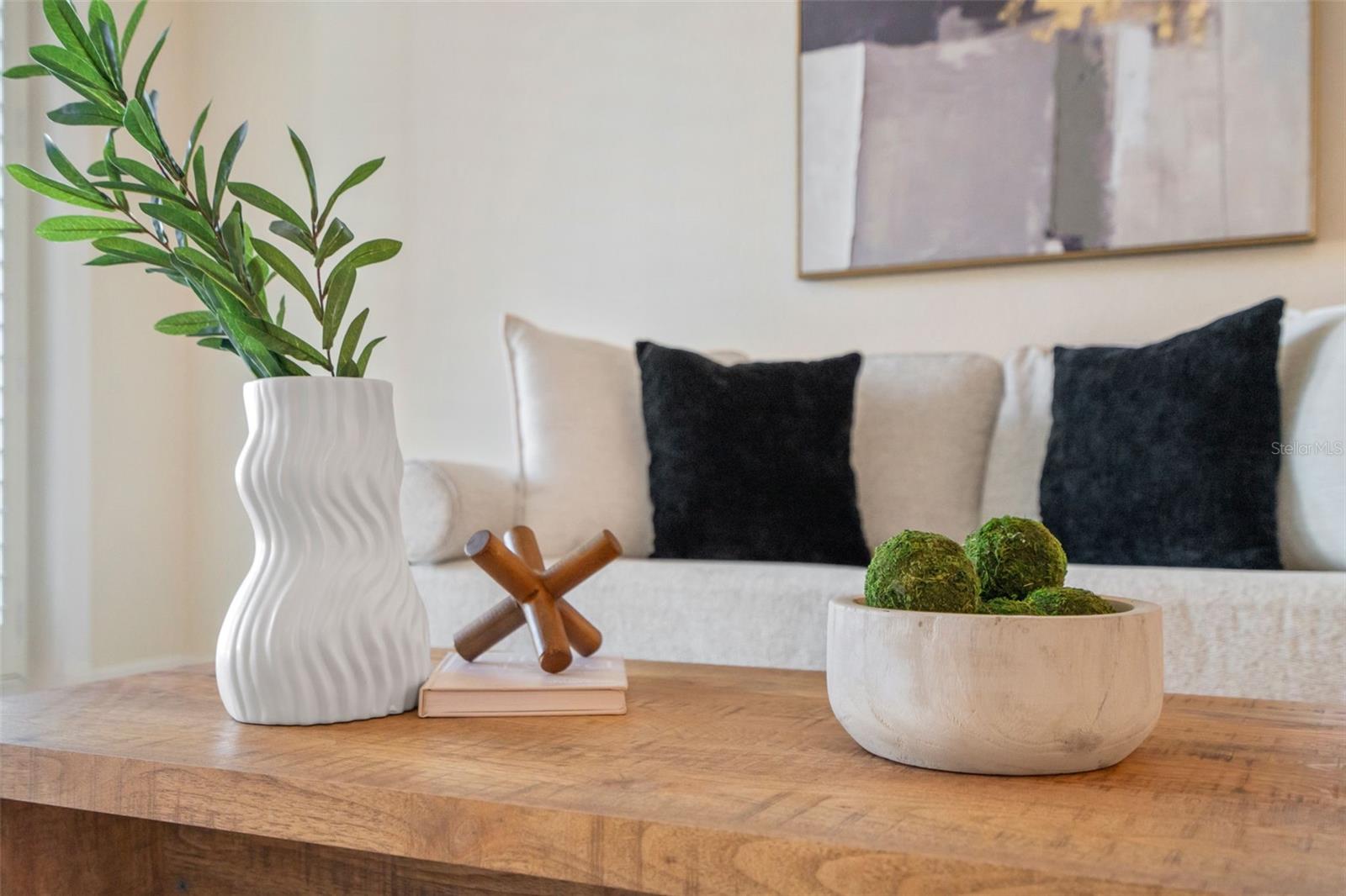 Image 14 of 71 For 1610 Conway Isle Circle