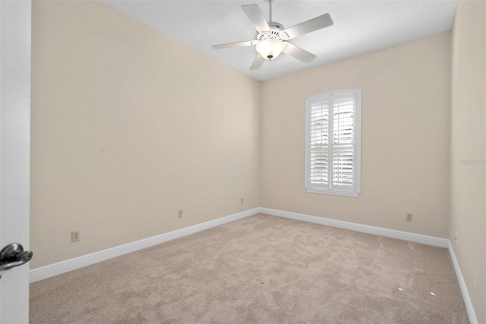 Image 38 of 71 For 1610 Conway Isle Circle