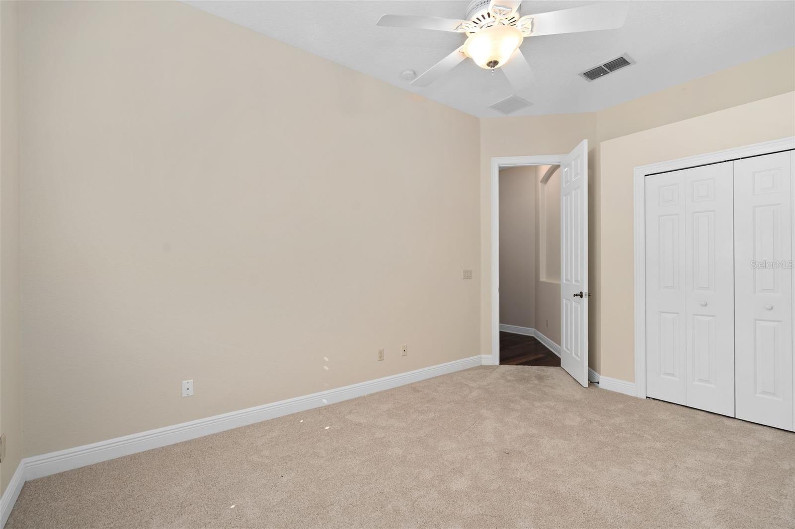 Image 40 of 71 For 1610 Conway Isle Circle