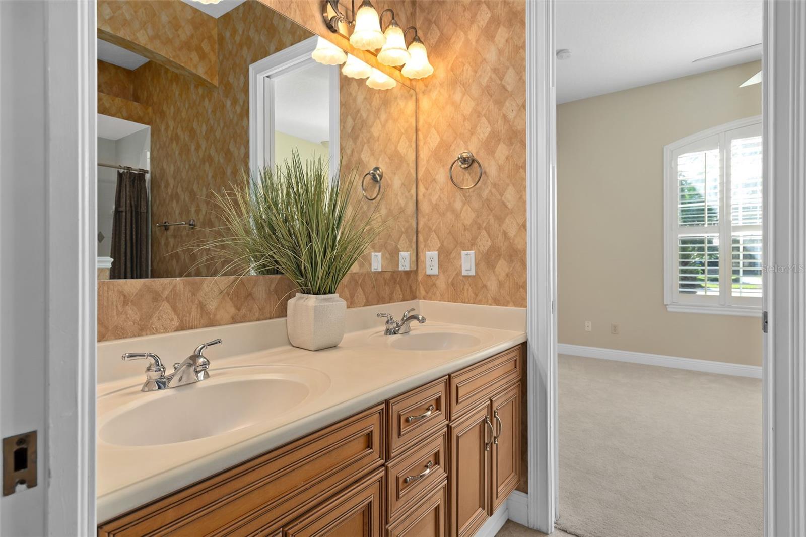 Image 44 of 71 For 1610 Conway Isle Circle