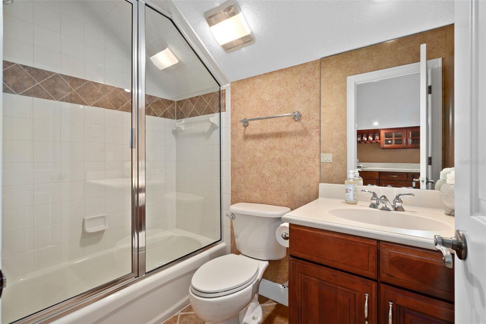 Image 53 of 71 For 1610 Conway Isle Circle