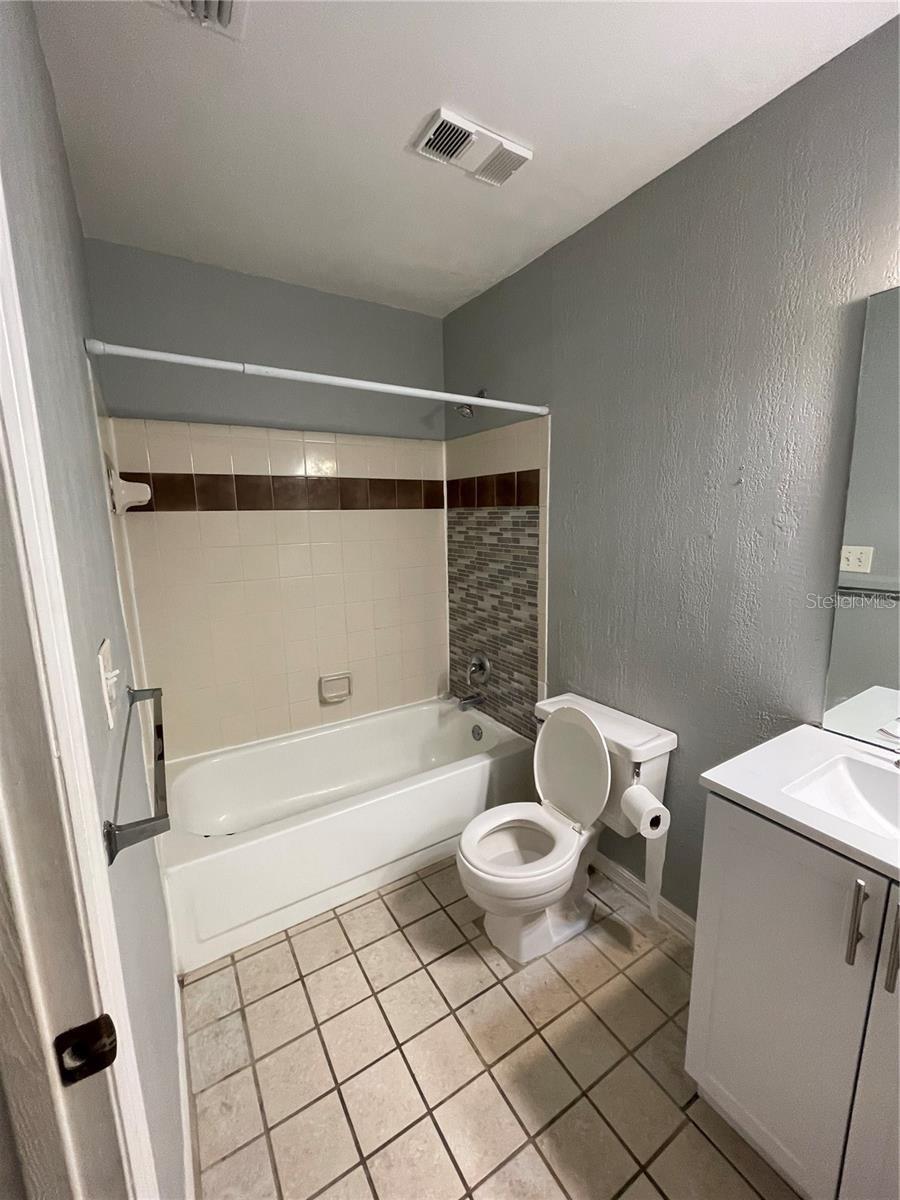 Image 8 of 10 For 6064 Westgate Drive 101