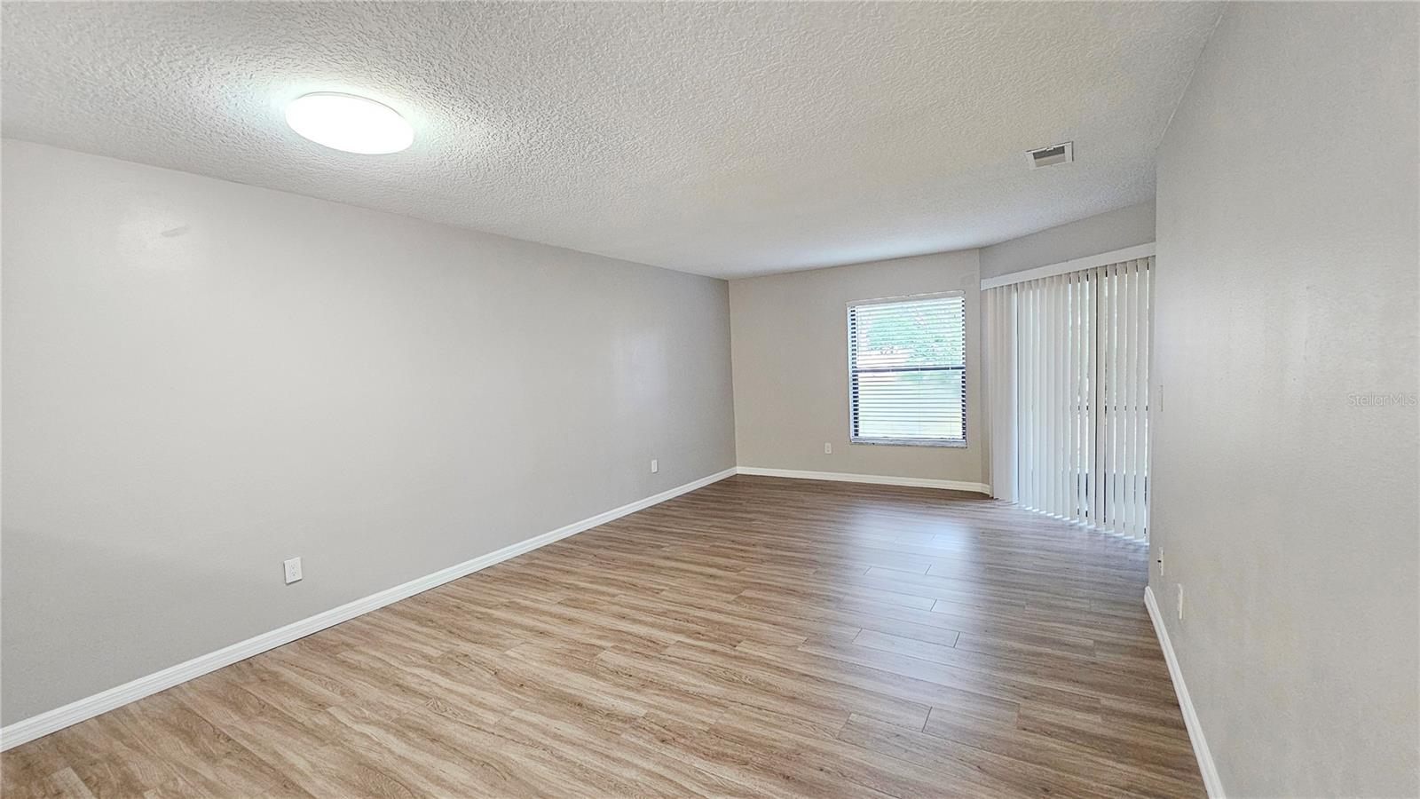 Image 11 of 41 For 7805 Sugar Brook Court 7805