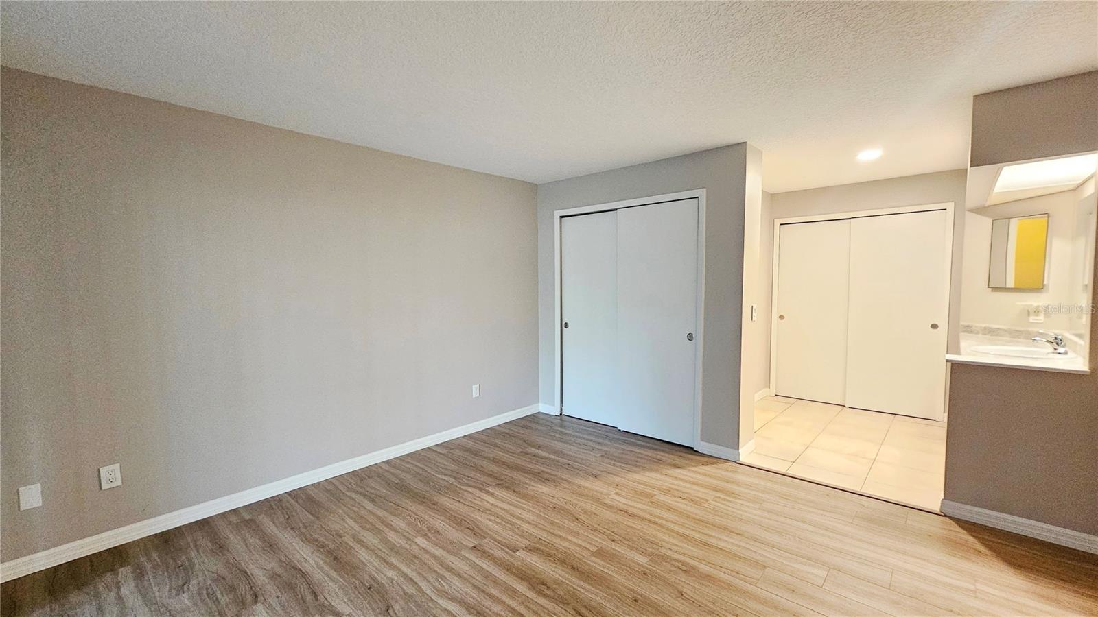 Image 14 of 41 For 7805 Sugar Brook Court 7805