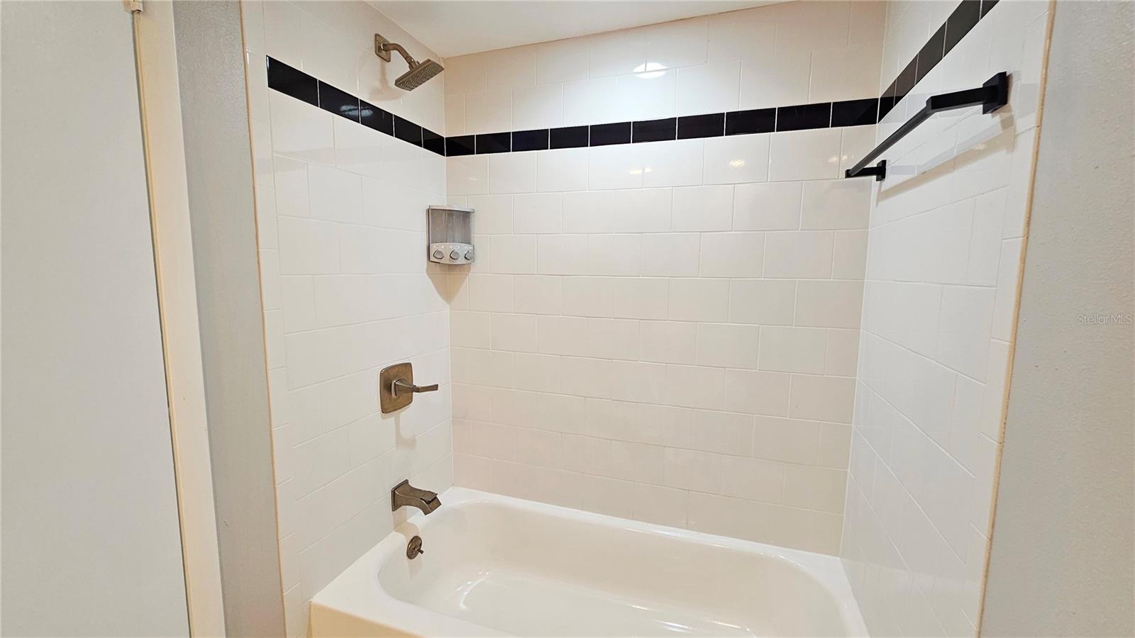 Image 23 of 41 For 7805 Sugar Brook Court 7805