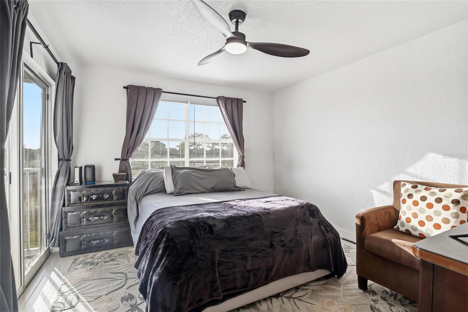 Image 37 of 48 For 13839 Fairway Island Drive 1132