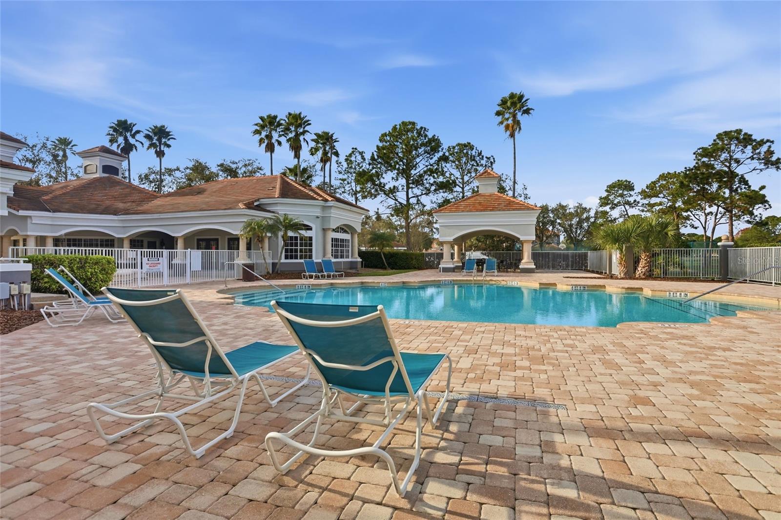 Image 7 of 48 For 13839 Fairway Island Drive 1132