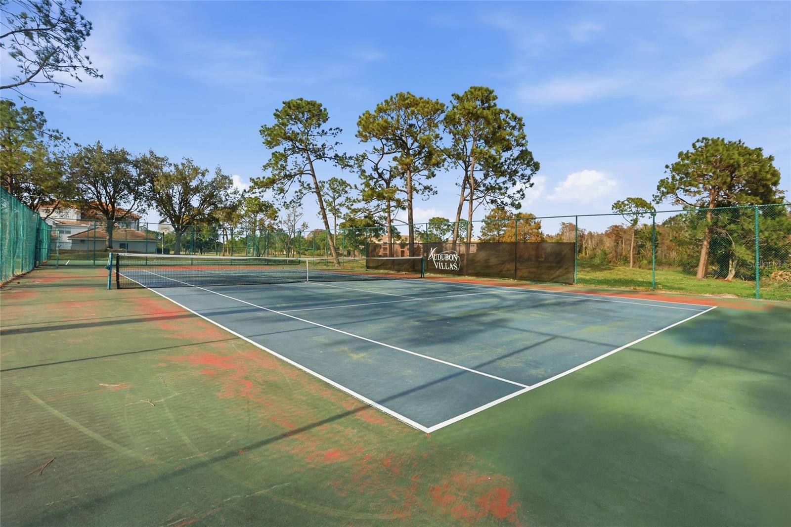 Image 8 of 48 For 13839 Fairway Island Drive 1132