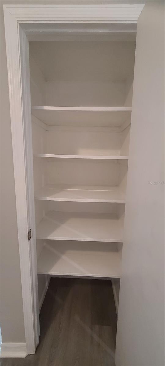 Image 11 of 29 For 914 Lake Destiny Road D