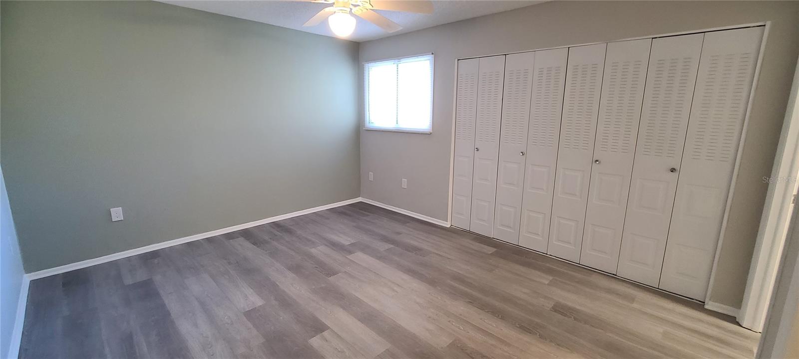 Image 13 of 29 For 914 Lake Destiny Road D