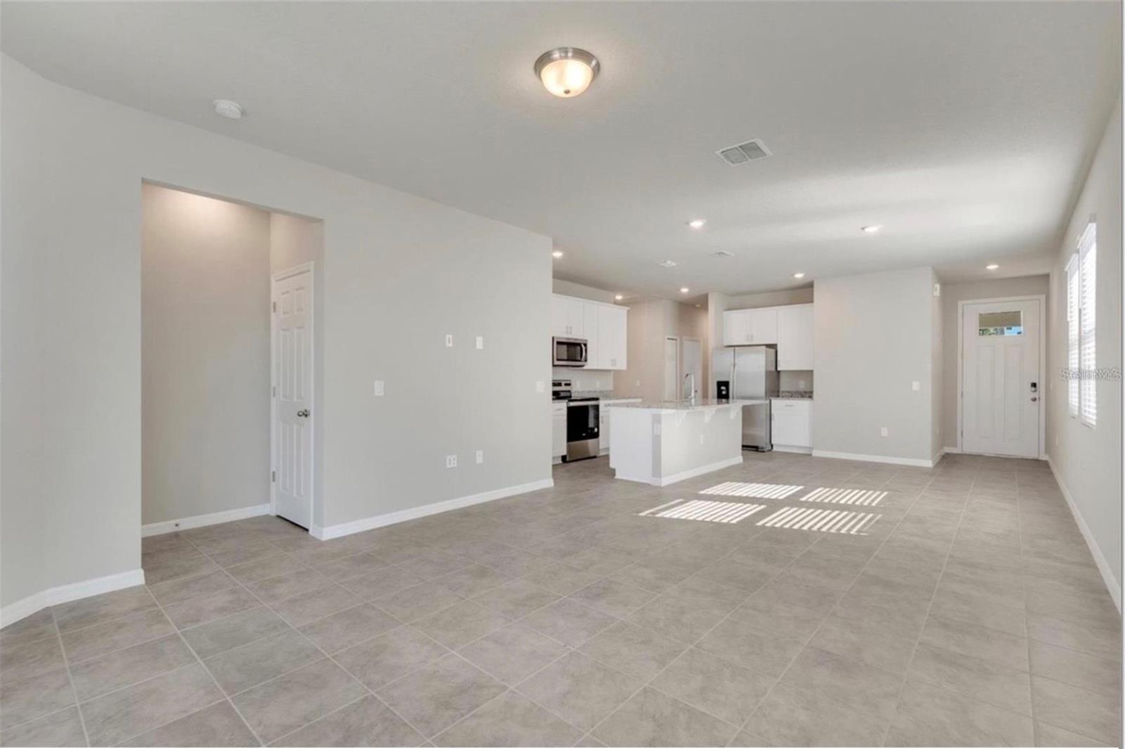 Image 7 of 35 For 2301 Mystic Maze Lane