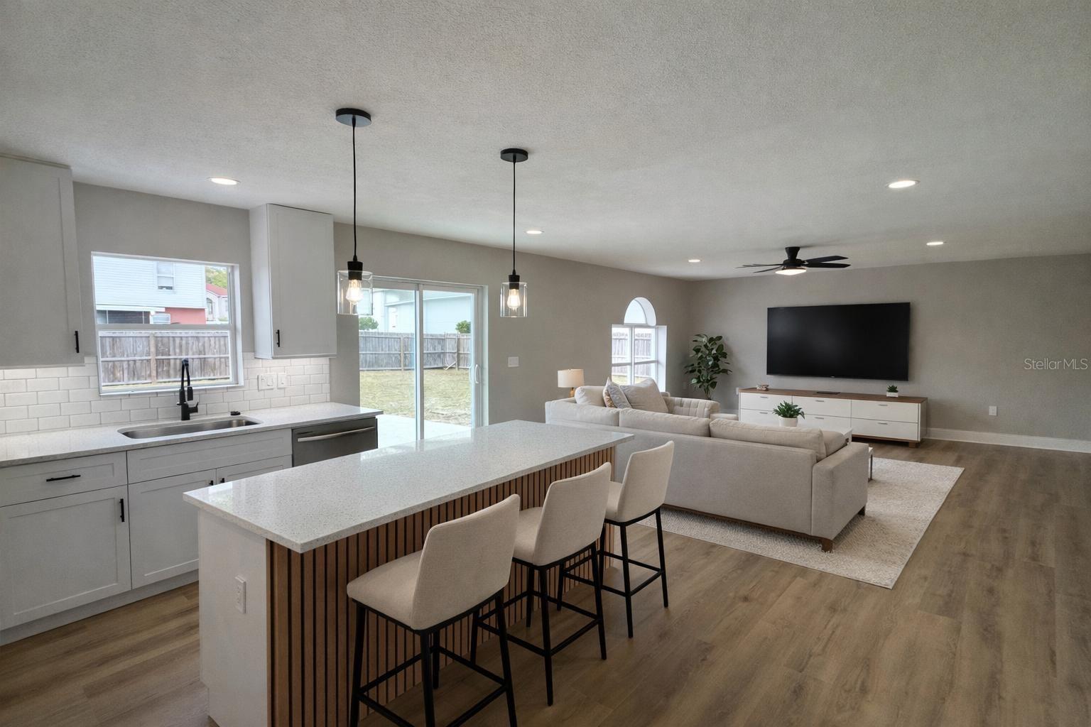 Image 13 of 42 For 1921 Emily Boulevard