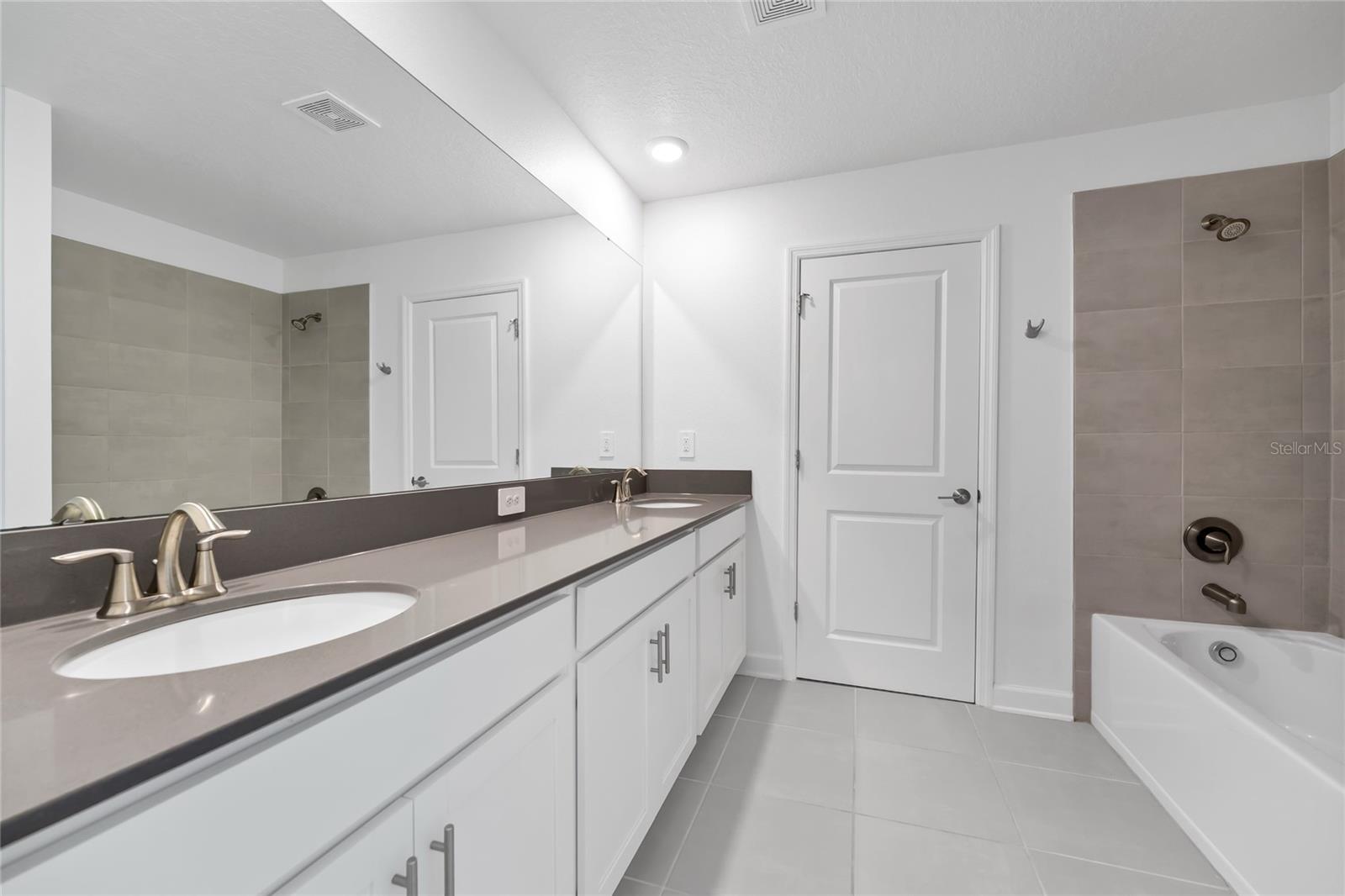 Image 25 of 64 For 9809 Introduction Way