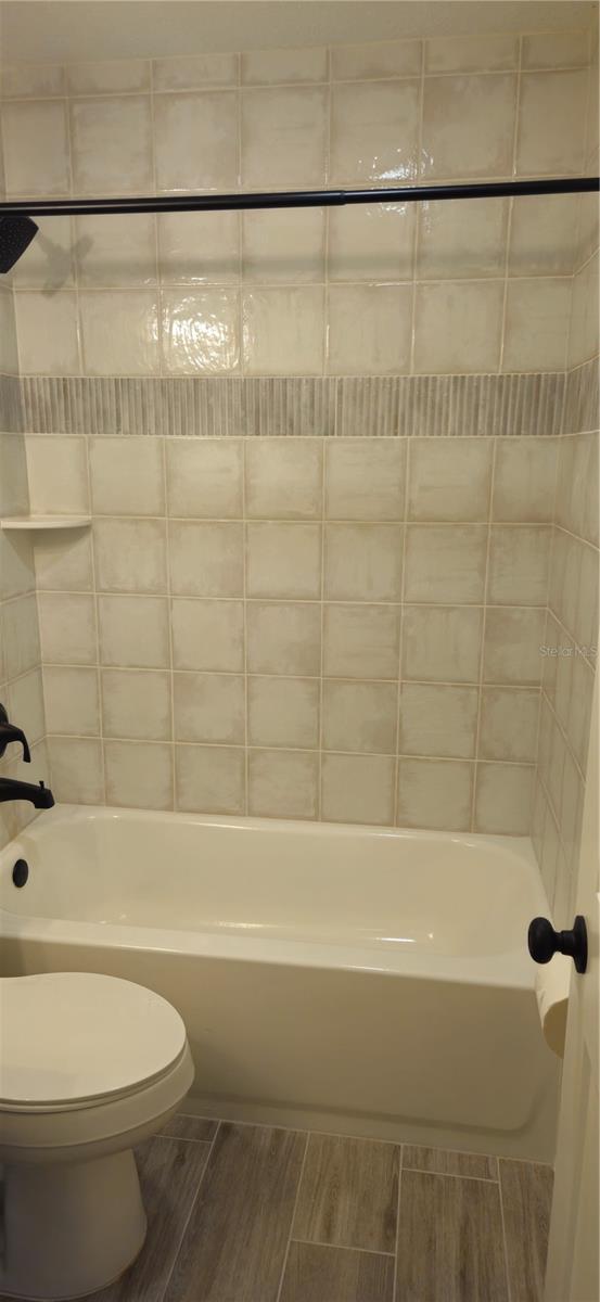 Image 13 of 17 For 755 Bloxam Avenue