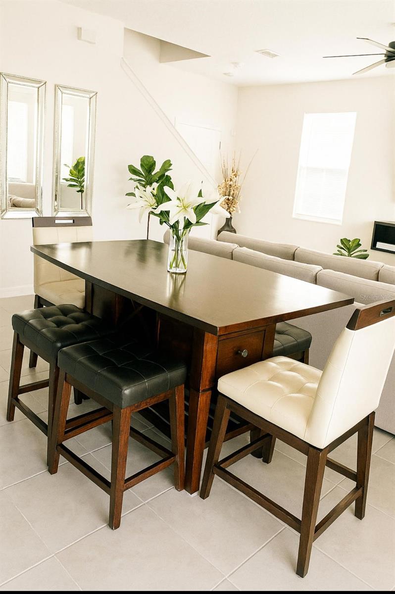 Image 9 of 22 For 3014 Meleto Boulevard