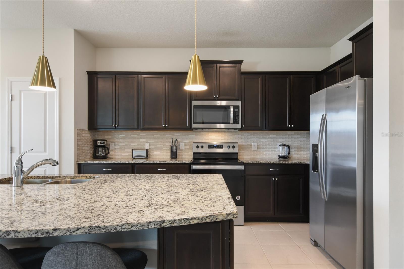 Image 11 of 43 For 1180 Aloha Boulevard