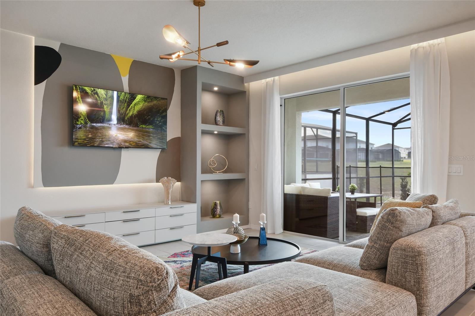 Image 5 of 43 For 1180 Aloha Boulevard