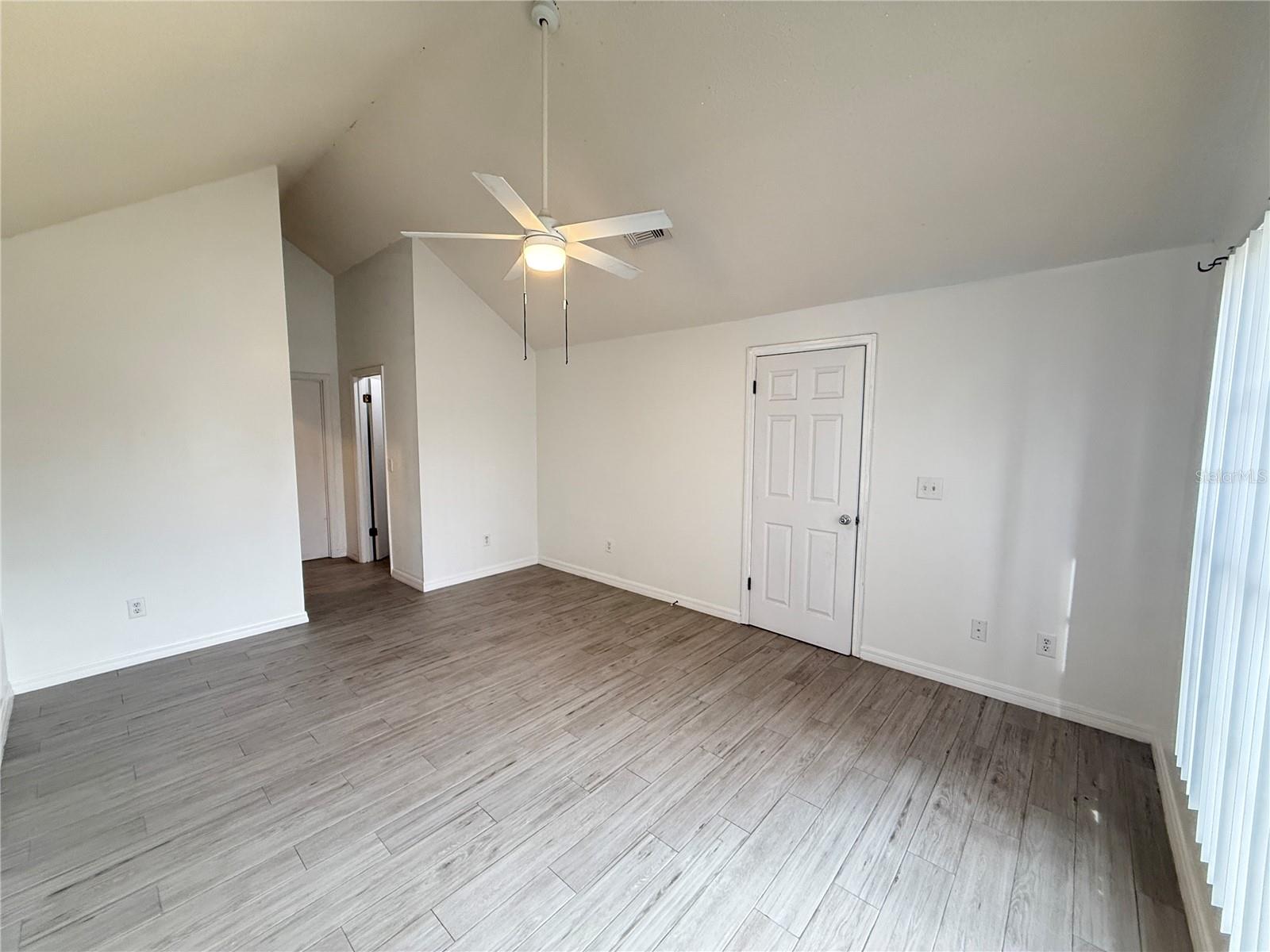 Image 13 of 25 For 3718 Linsbury Street