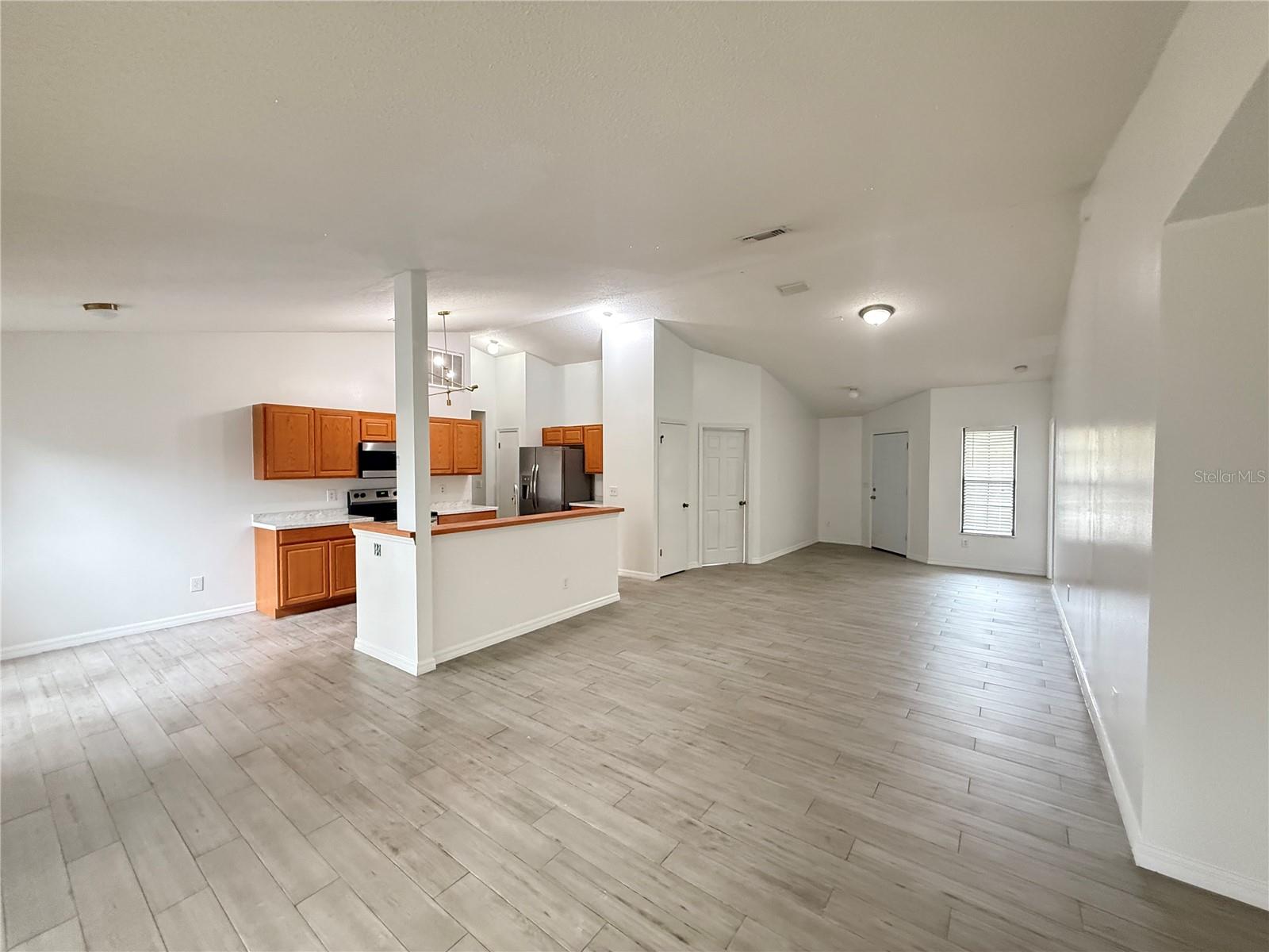 Image 7 of 25 For 3718 Linsbury Street