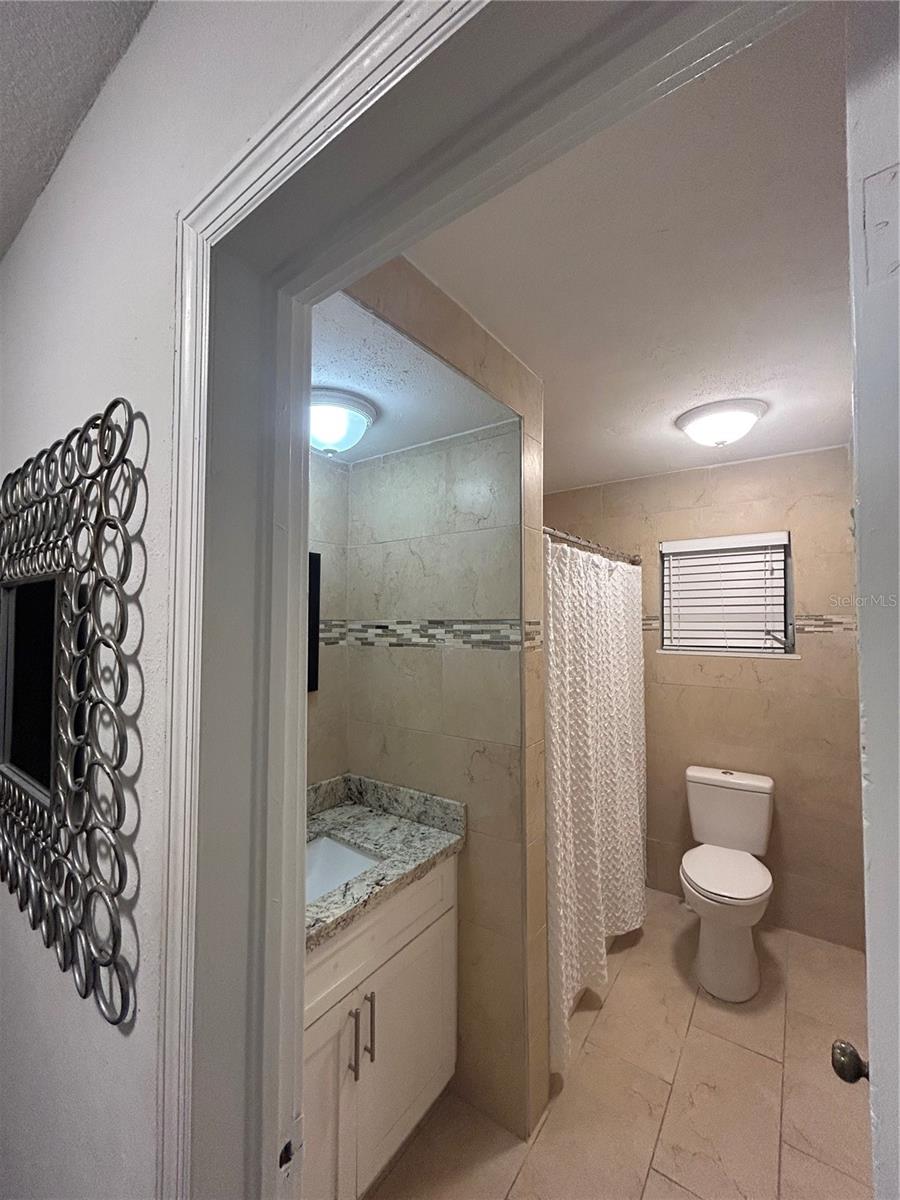 Image 11 of 25 For 48 Par Street