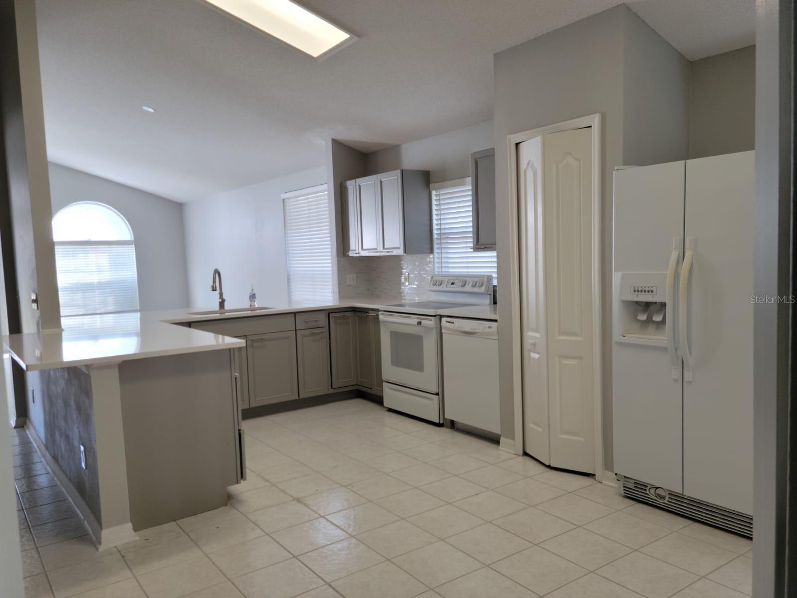 Image 12 of 19 For 938 Jadestone Circle