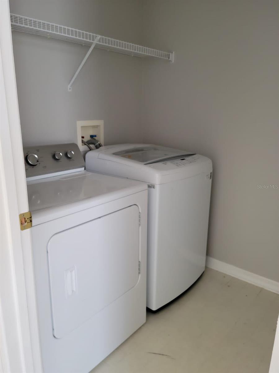 Image 15 of 19 For 938 Jadestone Circle