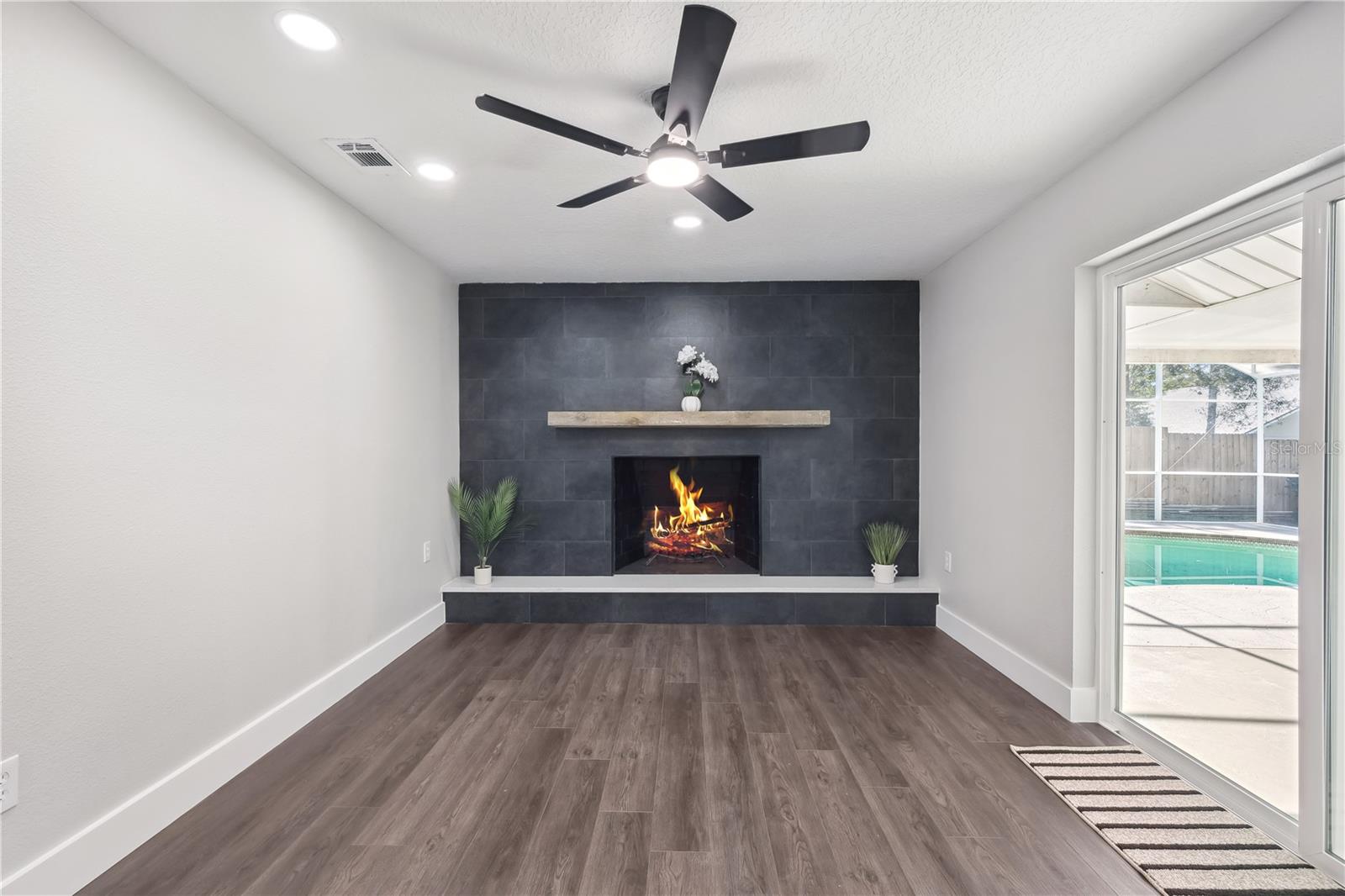 Image 11 of 40 For 344 Ridgewood Street