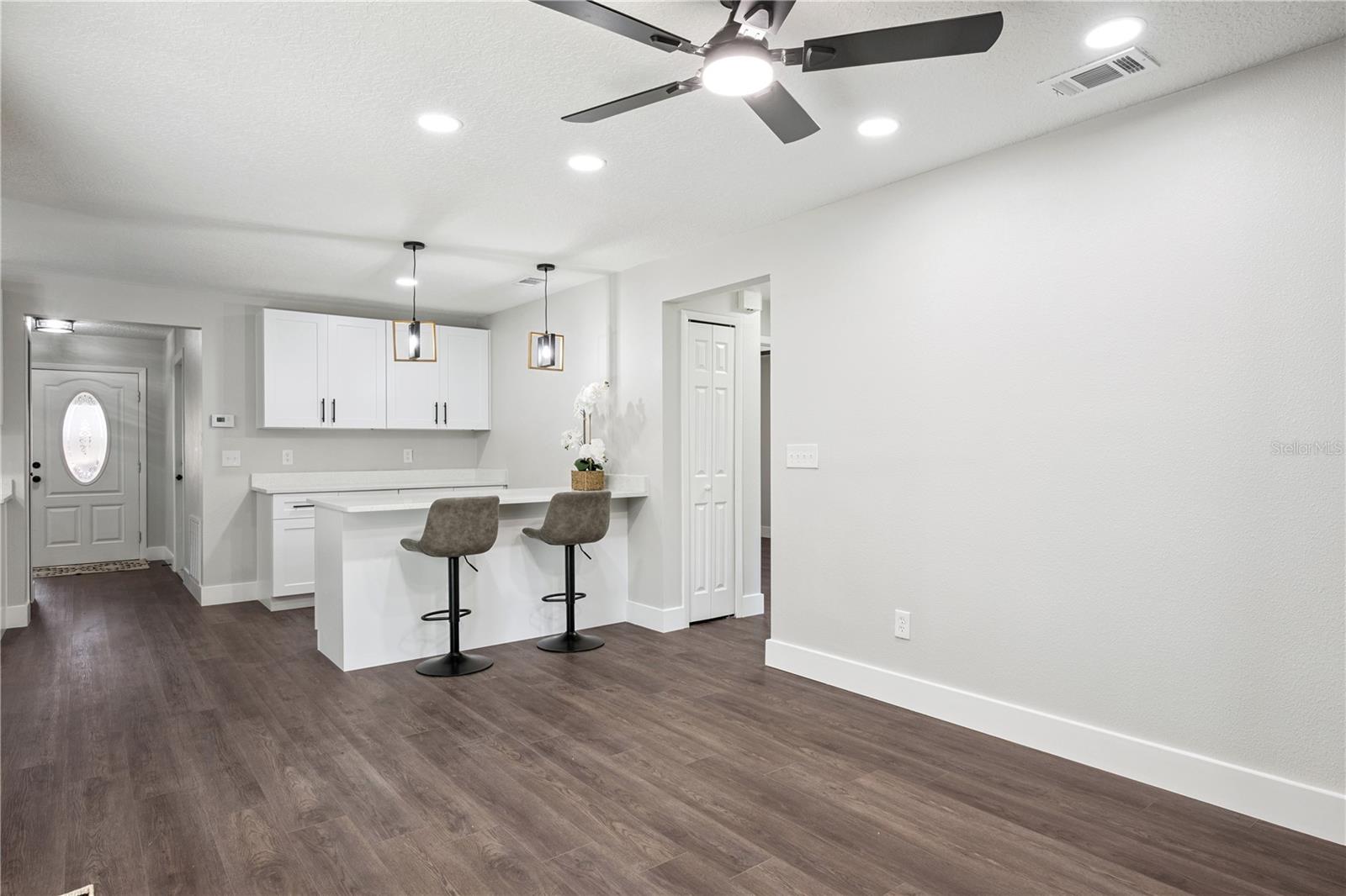 Image 13 of 40 For 344 Ridgewood Street