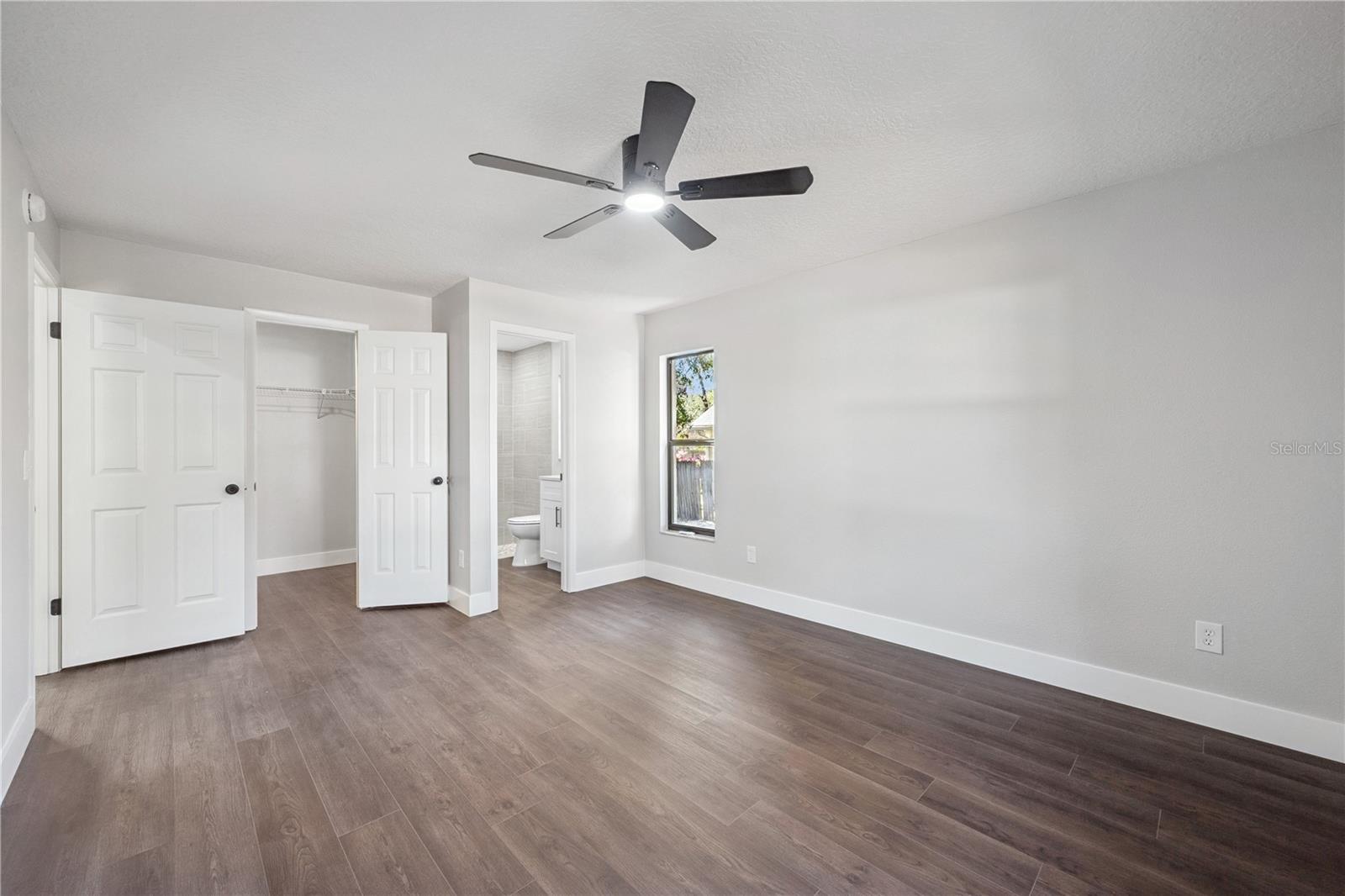 Image 21 of 40 For 344 Ridgewood Street