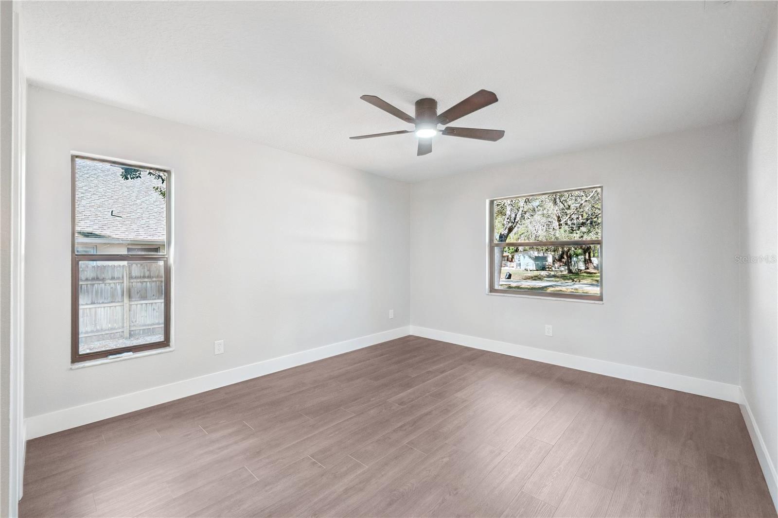 Image 23 of 40 For 344 Ridgewood Street