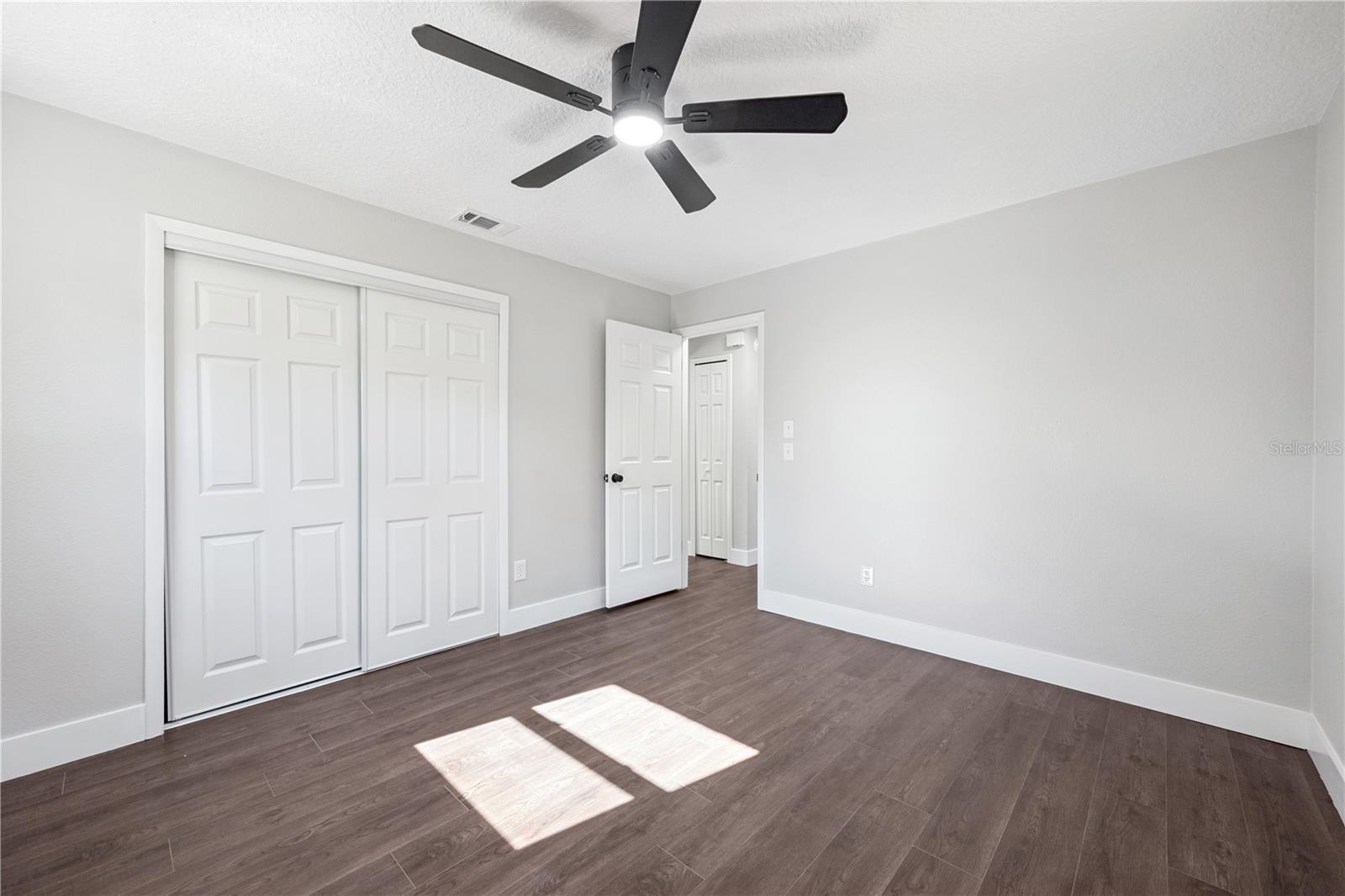 Image 28 of 40 For 344 Ridgewood Street