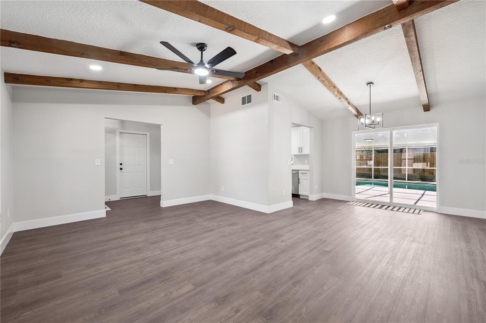 Image 6 of 40 For 344 Ridgewood Street