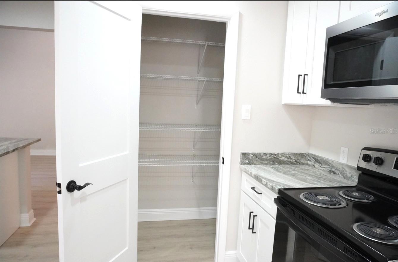 Image 10 of 35 For 7811 Bay Cedar Drive