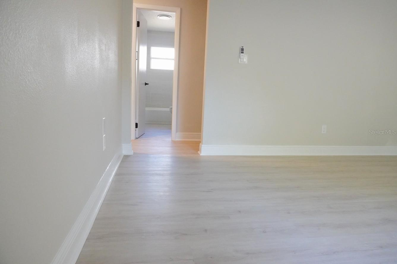 Image 13 of 35 For 7811 Bay Cedar Drive