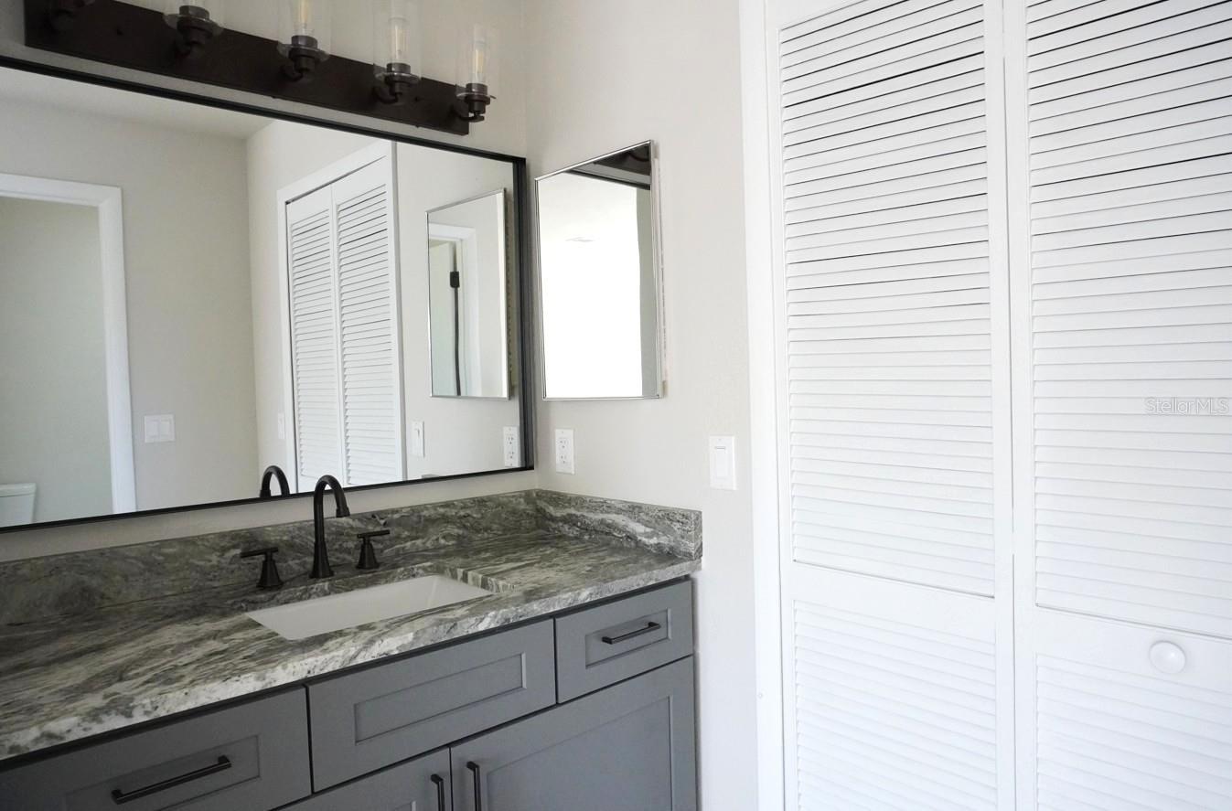 Image 20 of 35 For 7811 Bay Cedar Drive