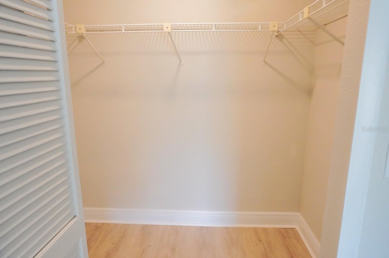 Image 28 of 35 For 7811 Bay Cedar Drive